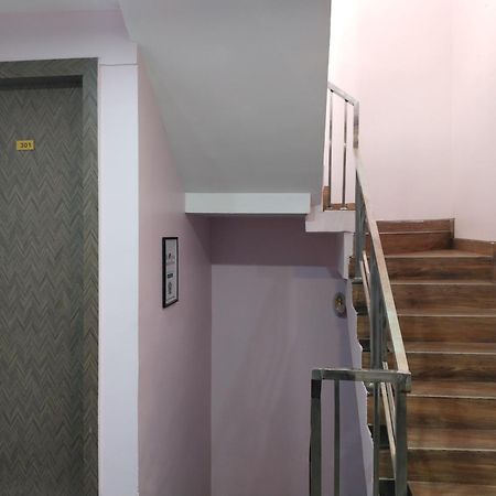 Hotel Shiv Chhaya インドール エクステリア 写真