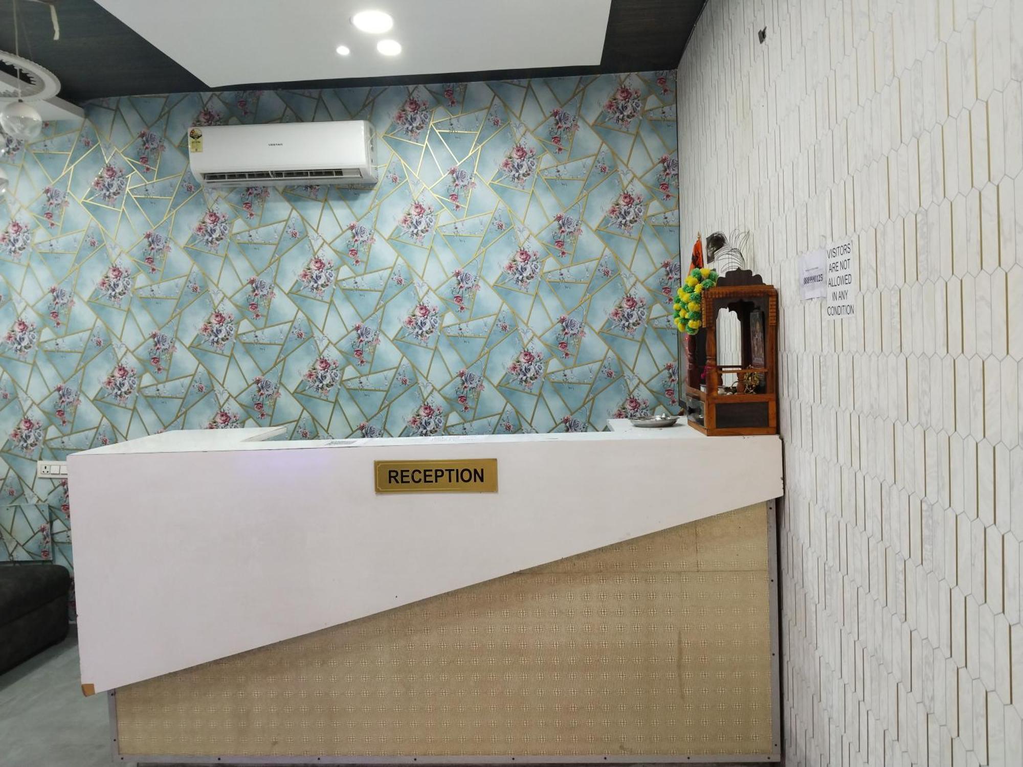 Hotel Shiv Chhaya インドール エクステリア 写真